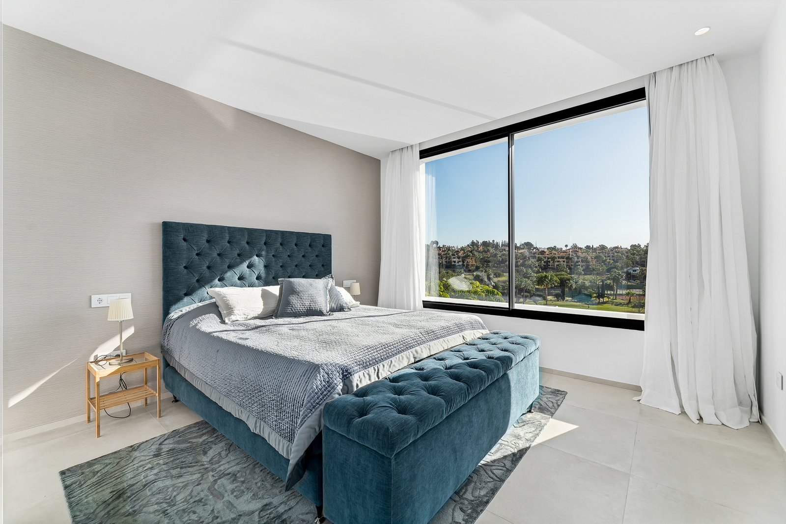 a0e8ca81-53b2-4935-a7f7-55ffb3cf4c04